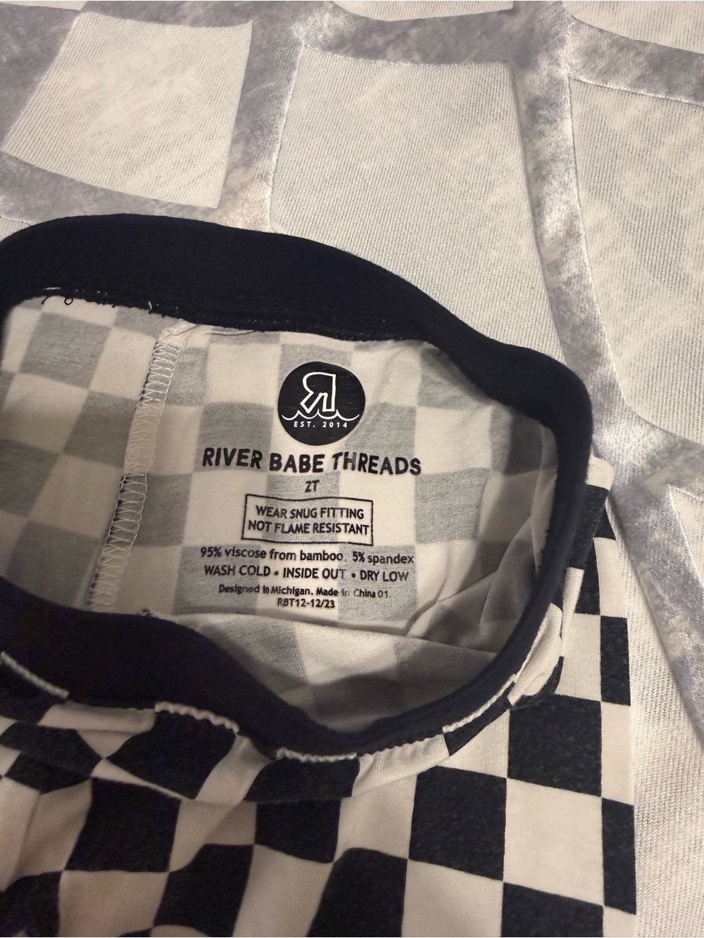 Kids Black & White Checkered Bamboo Pajama Set - Picture 2 of 8